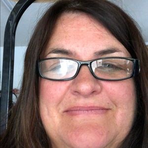 Meet your Posher, Amelia